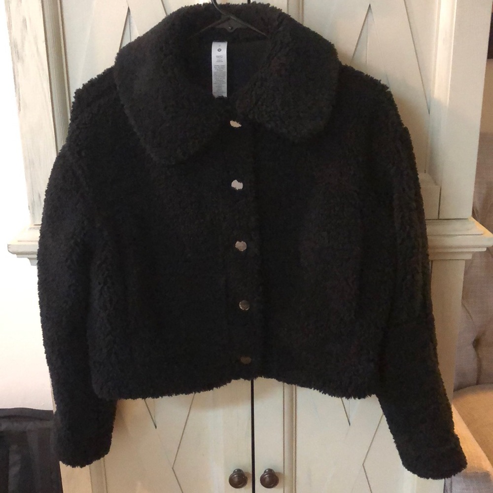 Lululemon black fleece jacket -reversible and waist length